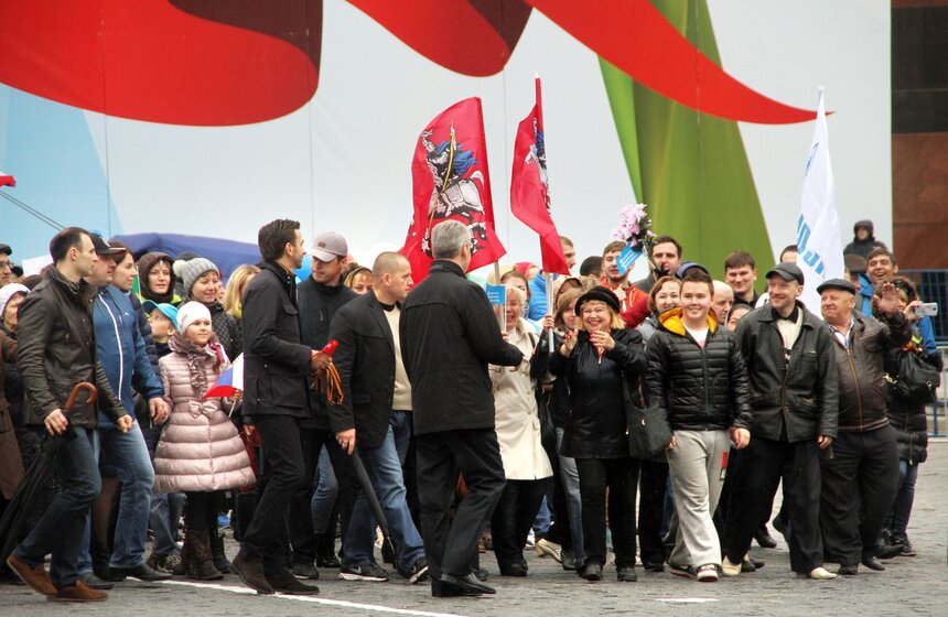 Первомайское шествие профсоюзов на Красной площади 21 фото