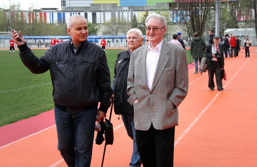 На ВДНХ реконструировали матч в Сталинграде 1943 года 2 фото