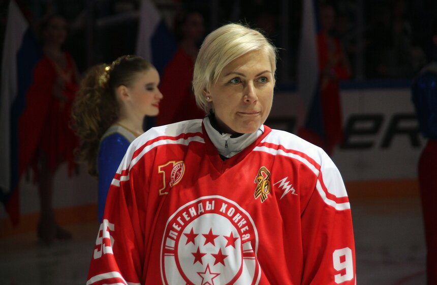 Сергей Собянин открыл гала-матч хоккейного "Кубка легенд" 6 фото