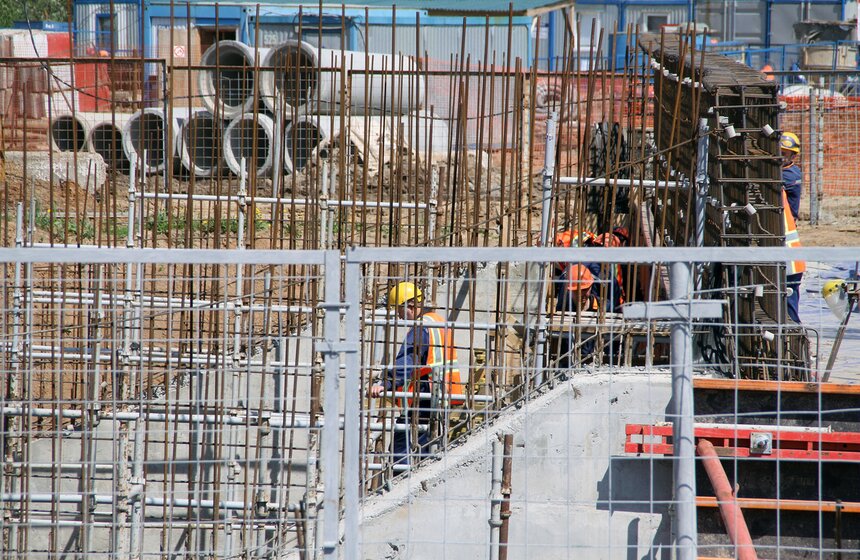 Сергей Собянин осмотрел ход реконструкции Калужского шоссе 2 фото