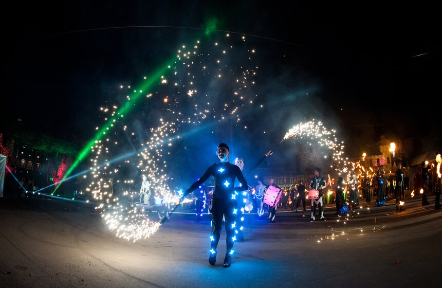 В столице прошел "Вселенский карнавал огня" 8 фото