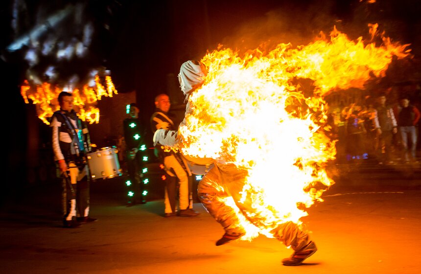 В столице прошел "Вселенский карнавал огня" 35 фото