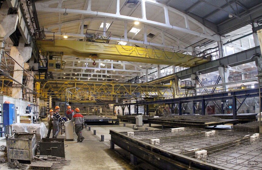 Мэр посетил реконструированный ДСК на Новохохловской улице 16 фото