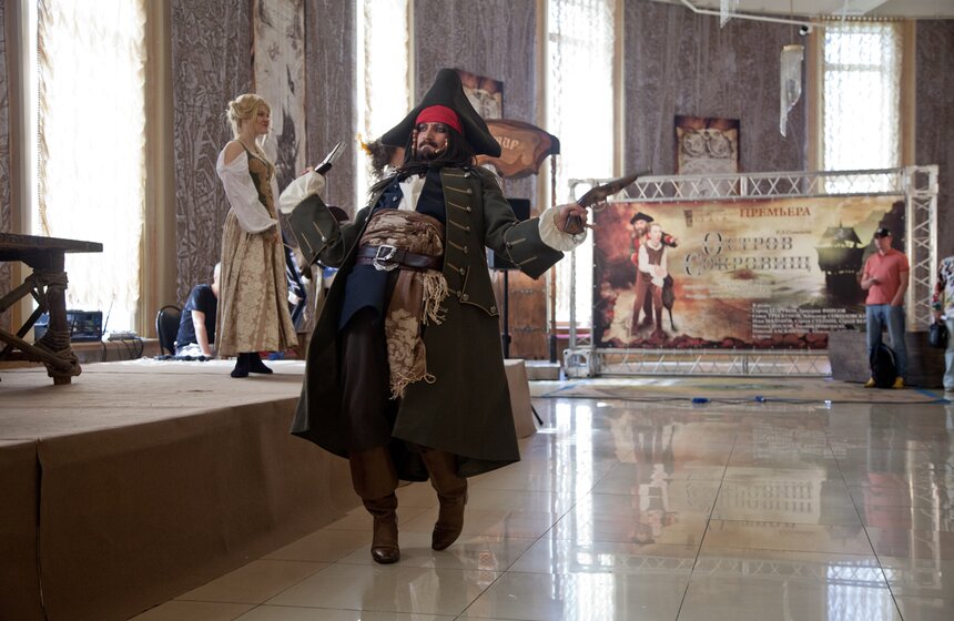 Сергей Безруков сыграет Джона Сильвера в "Острове сокровищ" 3 фото