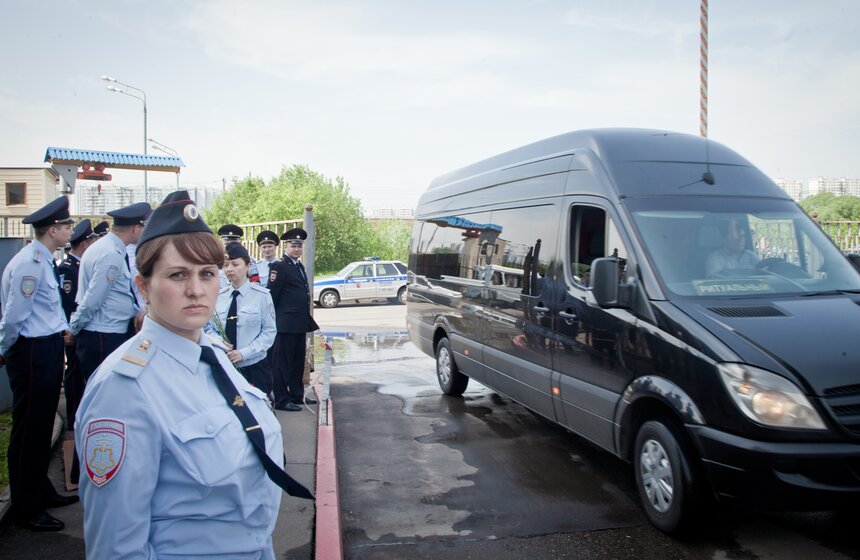 В столице простились с погибшим полицейским Андреем Банновым 4 фото