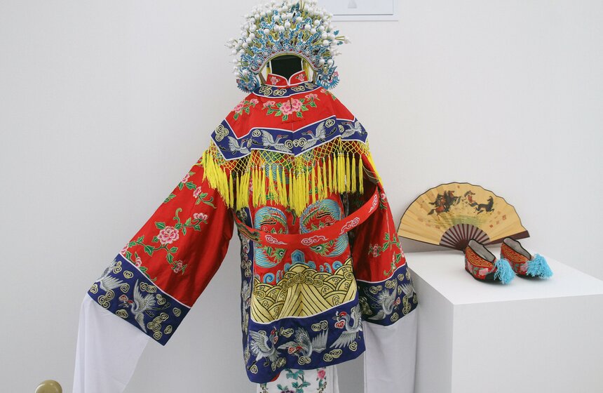 На ВДНХ открылась экспозиция "110 лет китайскому кинематографу" 13 фото