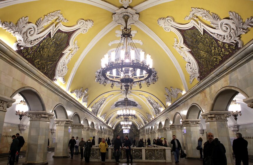 Станция метро Комсомольская. Фото: m24.ru/ Евгения Смолянская