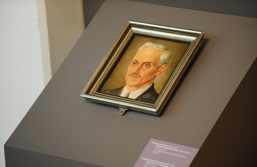 Третьяковка открыла выставку к юбилею Русского музея в Праге 28 фото