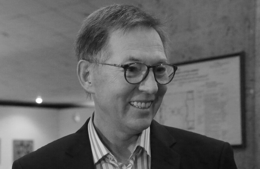 Умер ведущий "Песни года" Евгений Меньшов 4 фото