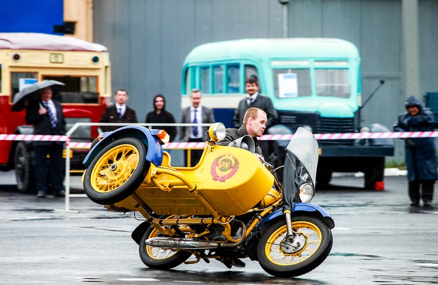 Соревнования по вождению между сотрудниками транспорта столицы 24 фото