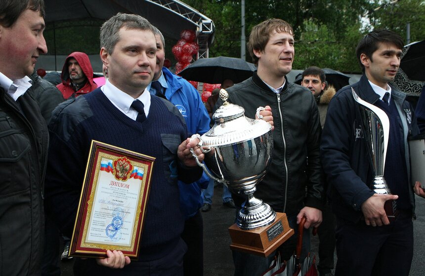 Соревнования по вождению между сотрудниками транспорта столицы 30 фото