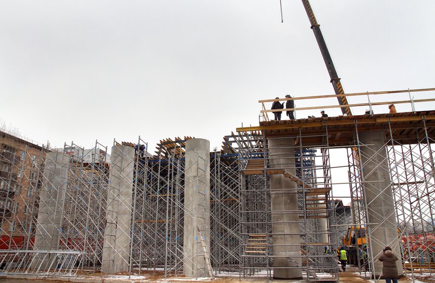 Сергей Собянин посетил строительство эстакады на Волоколамке 3 фото