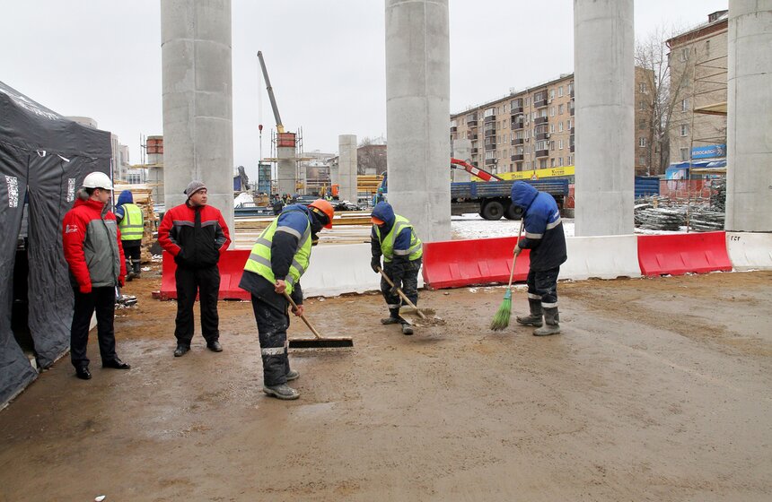Сергей Собянин посетил строительство эстакады на Волоколамке 12 фото