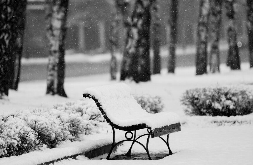 Природные сюрпризы: в апреле в столицу вернулась зима 6 фото