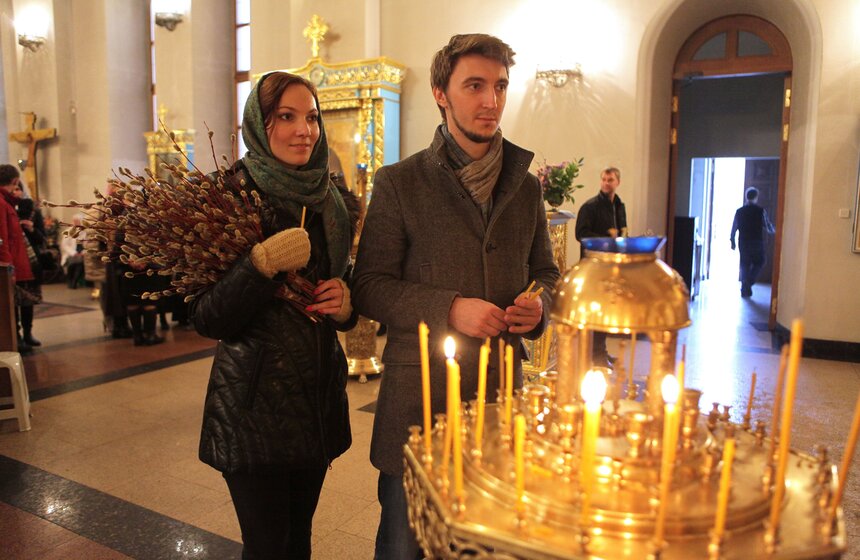 Православные в столице отмечают Вербное воскресенье 13 фото