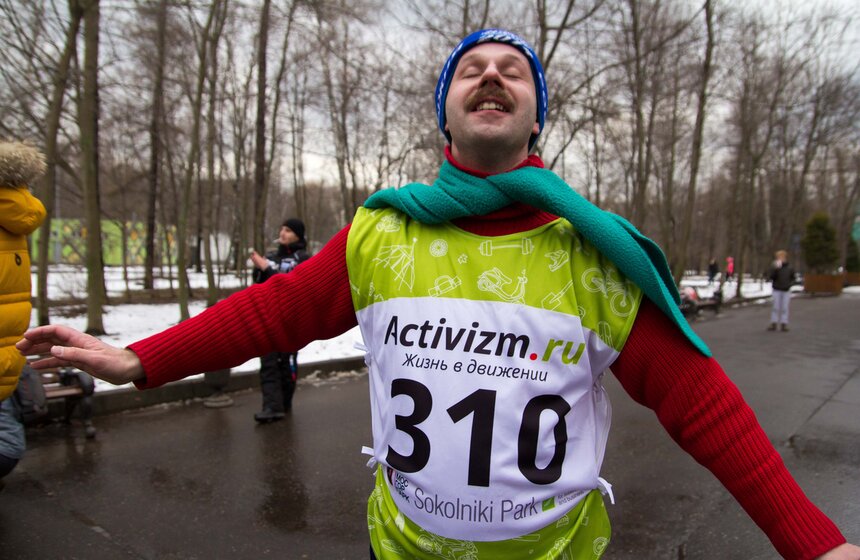 В  "Сокольниках" состоялся "Веселый забег" 12 фото