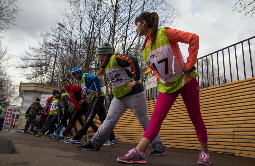 В  "Сокольниках" состоялся "Веселый забег" 8 фото