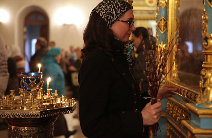 Православные в столице отмечают Вербное воскресенье 10 фото