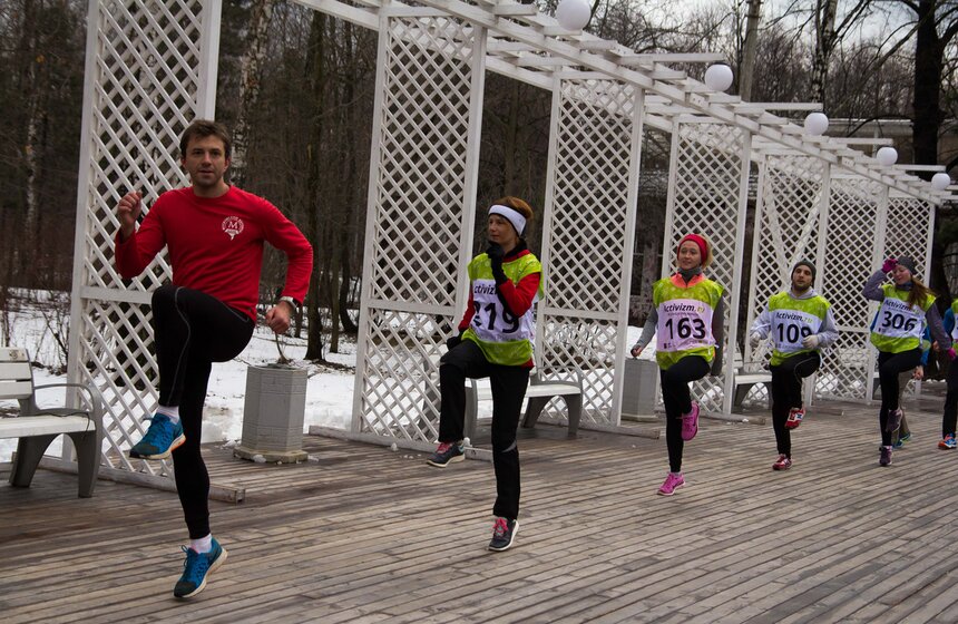 В  "Сокольниках" состоялся "Веселый забег" 3 фото
