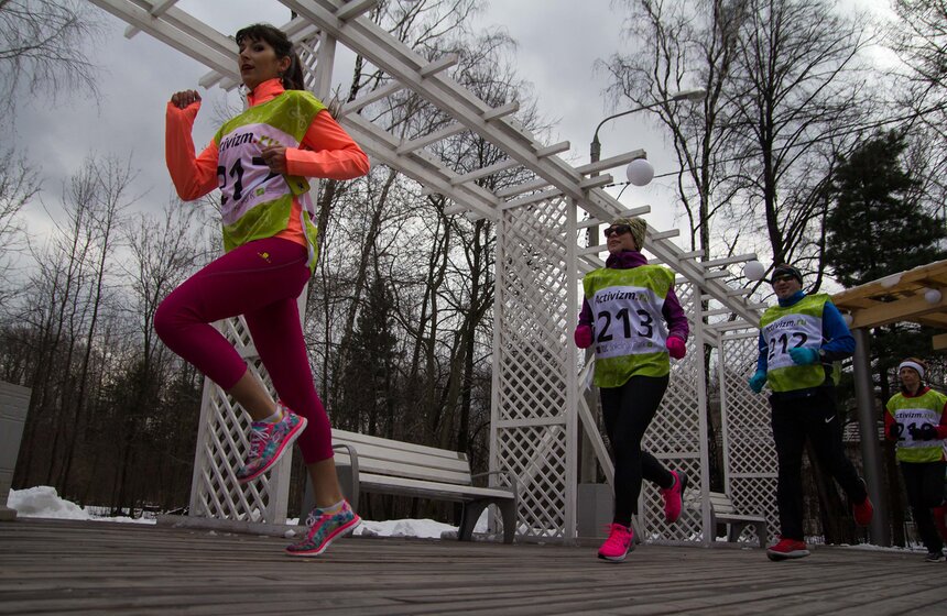 В  "Сокольниках" состоялся "Веселый забег" 2 фото