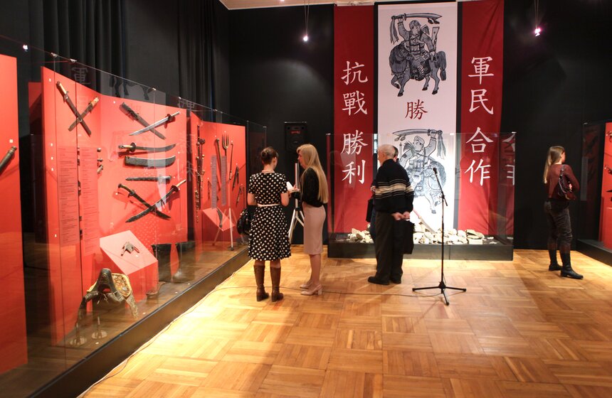 В музее Востока открылась выставка "Смертельная красота" 9 фото