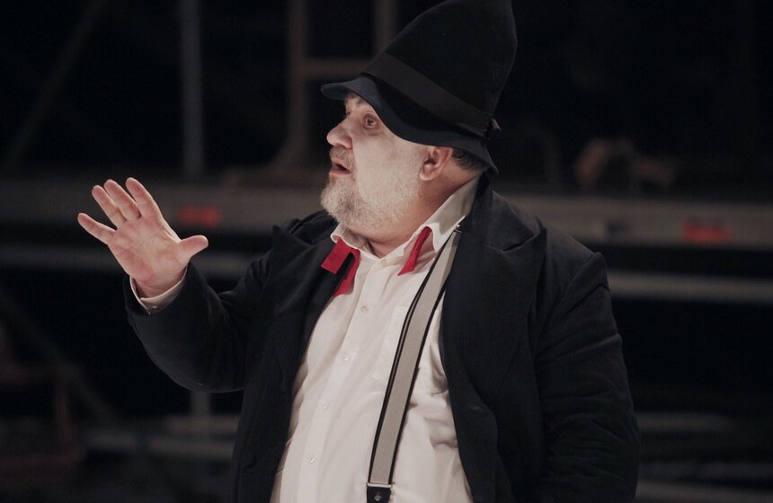 В рамках фестиваля "Золотая маска" показали спектакль "Алиса" 21 фото