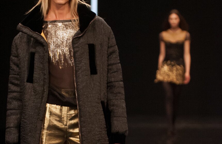 Неделя моды в Москве открылась показом Валентина Юдашкина 18 фото