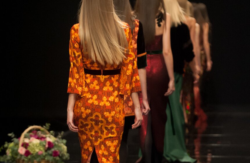 Неделя моды в Москве открылась показом Валентина Юдашкина 26 фото