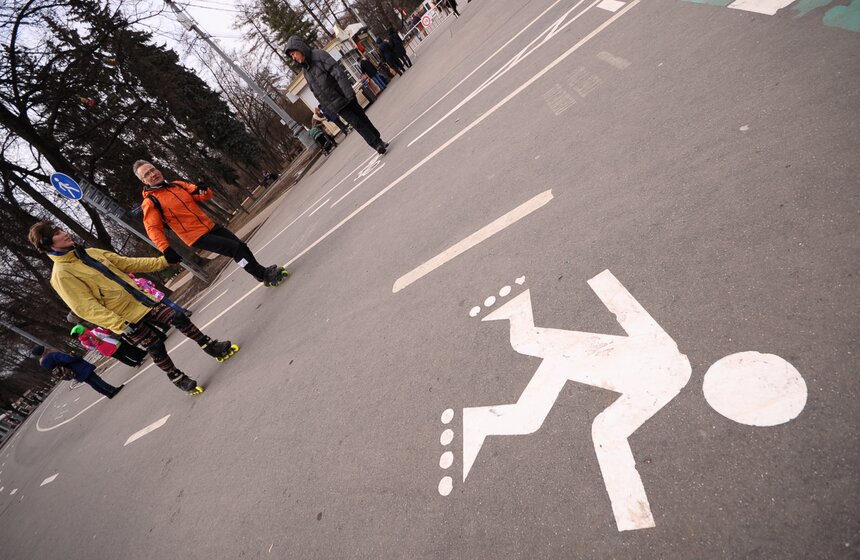 Парк "Сокольники" открыл пункты проката спортивного инвентаря 9 фото