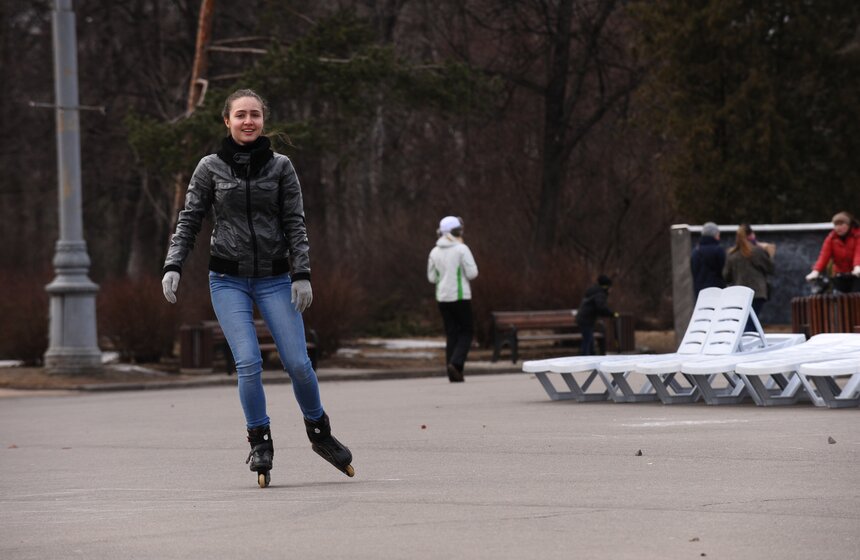 Парк "Сокольники" открыл пункты проката спортивного инвентаря 12 фото