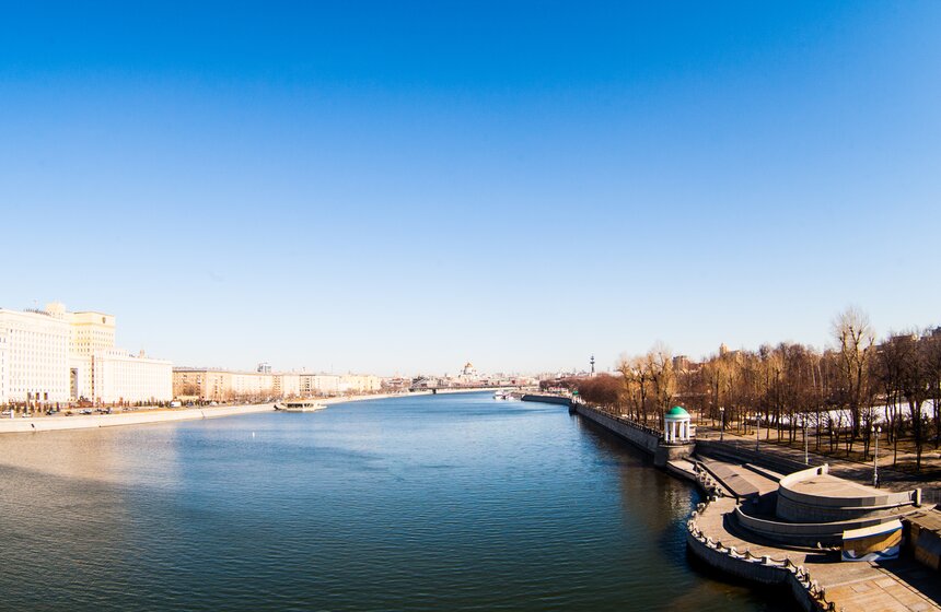 Андреевский мост привели в порядок после зимы 15 фото