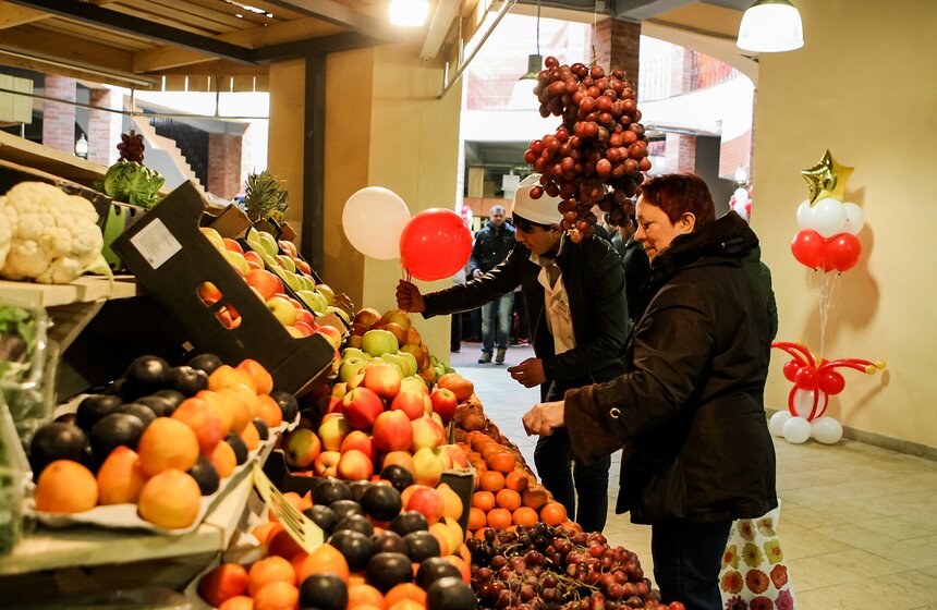В столице открылся обновленный Москворецкий рынок 8 фото