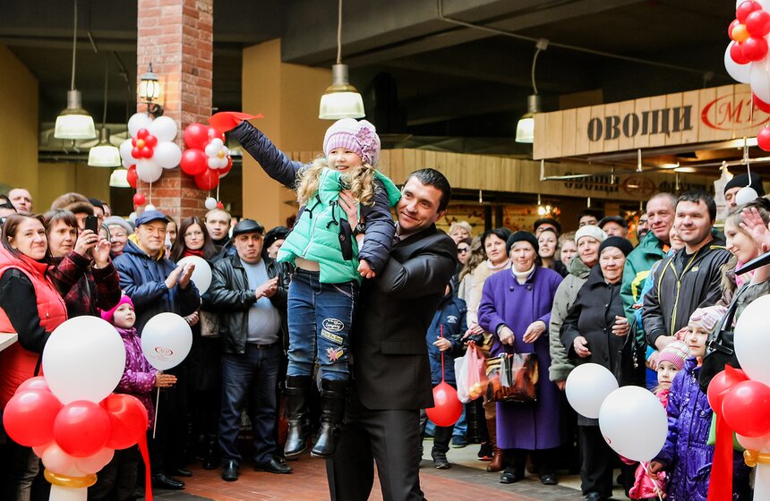 В столице открылся обновленный Москворецкий рынок 14 фото