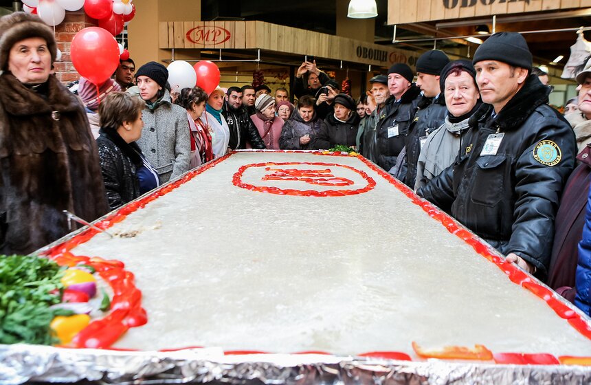 В столице открылся обновленный Москворецкий рынок 18 фото