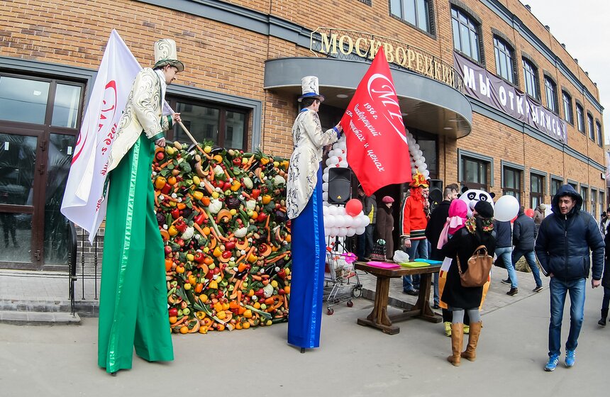 В столице открылся обновленный Москворецкий рынок 24 фото