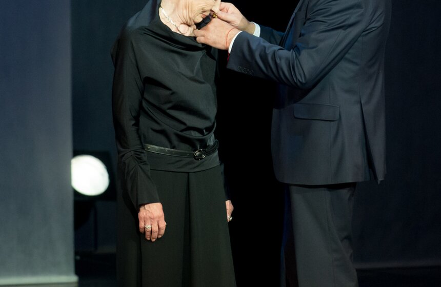 В Театре имени Вахтангова вручили премию "Человек театра" 8 фото