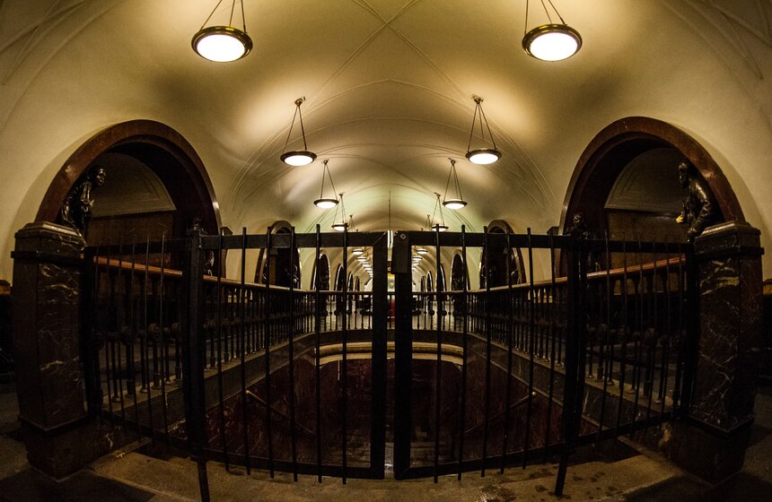 28 марта на ремонт закрылся центр Арбатско-Покровской линии 6 фото