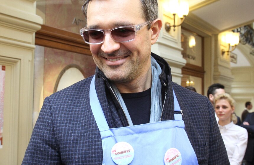 В ГУМе стартовал автопробег УАЗов "Путешествие Мира" 4 фото