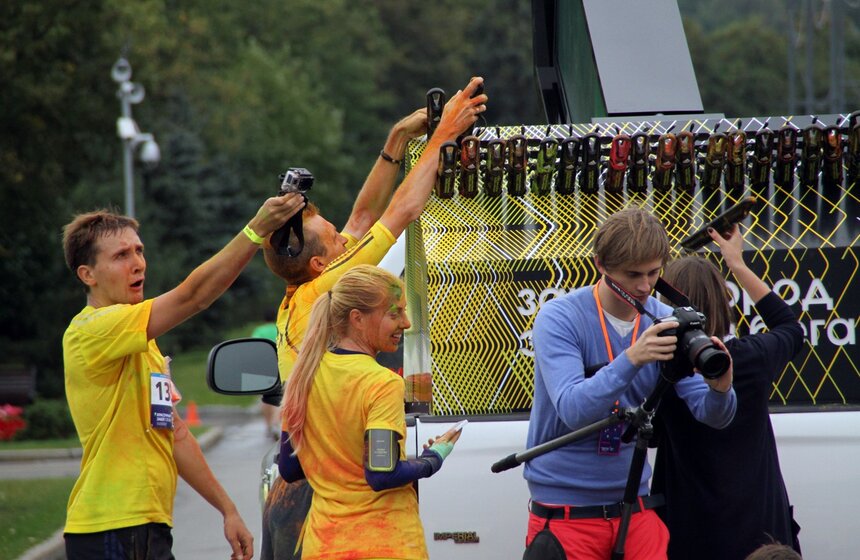 Вперед по жизни: Самые позитивные бегуны столицы 1 фото