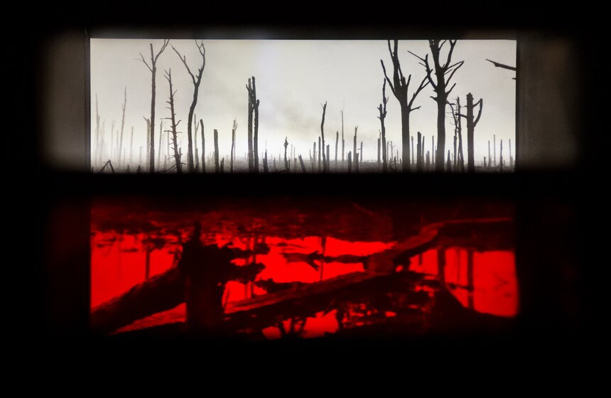 В ММОМА открылась выставка "Военный музей" 12 фото