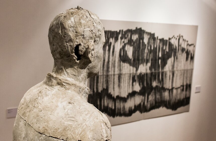 В ММОМА открылась выставка "Военный музей" 13 фото