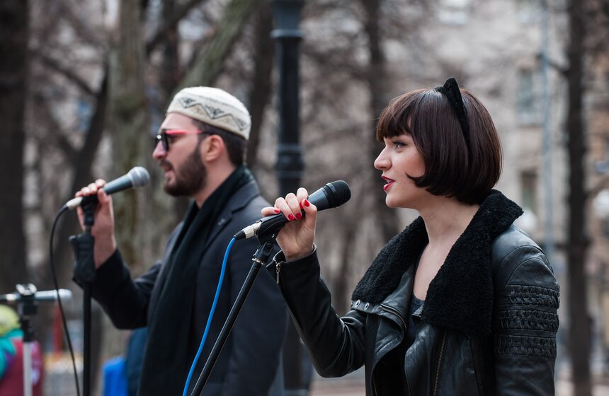 На Патриарших прудах прошел "МедиаСубботник" в виде квеста 22 фото