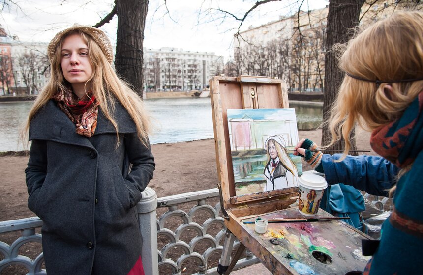 На Патриарших прудах прошел "МедиаСубботник" в виде квеста 30 фото