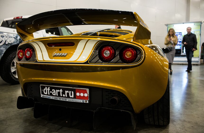 Открылась VII международная выставка "Московское Тюнинг Шоу" 6 фото