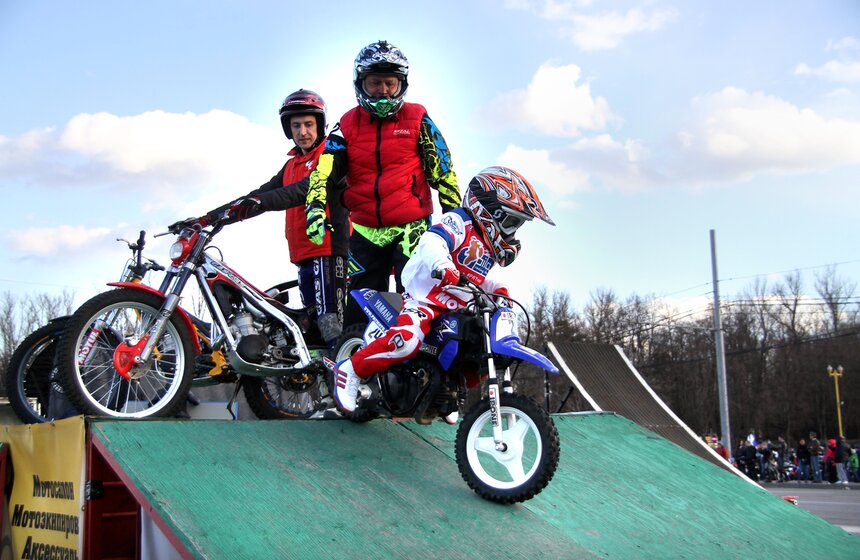 Столичные байкеры открыли новый мотосезон 19 фото