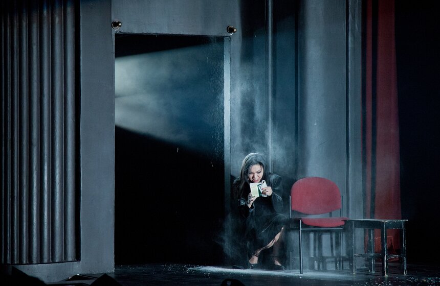 В Москве покажут "Бег" Булгакова в постановке Юрия Бутусова 20 фото