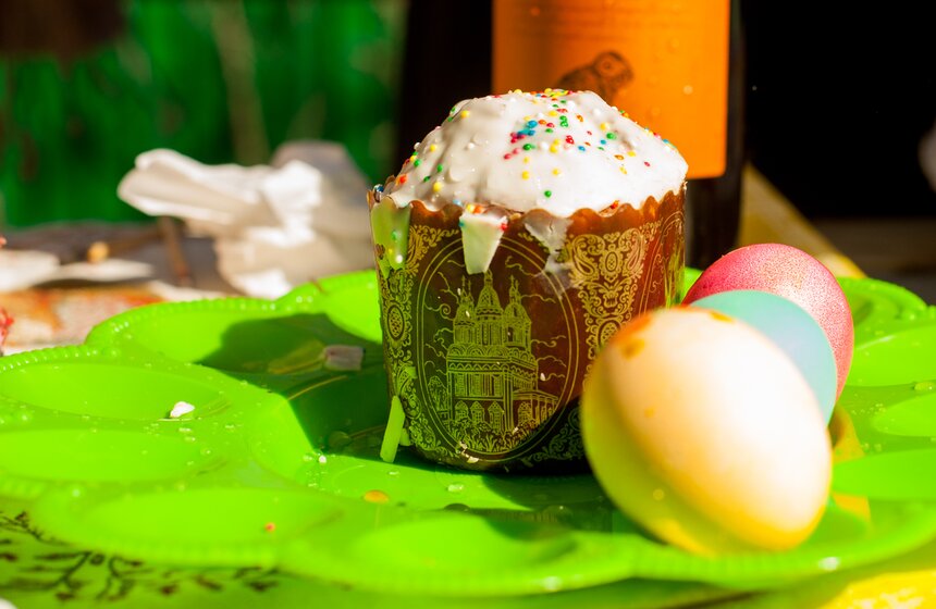 В столичных церквях освятили куличи и пасхи 13 фото