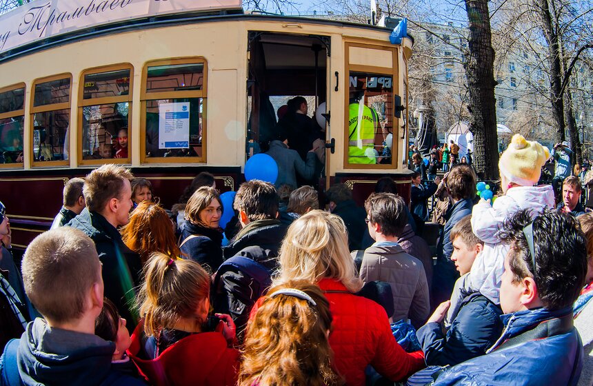 На Чистопрудном бульваре прошел парад трамваев 14 фото