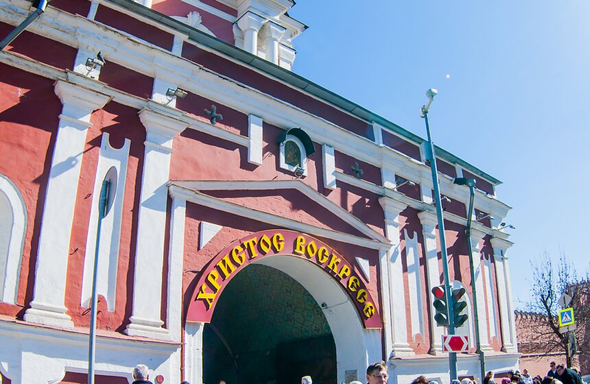 В столичных церквях освятили куличи и пасхи 28 фото