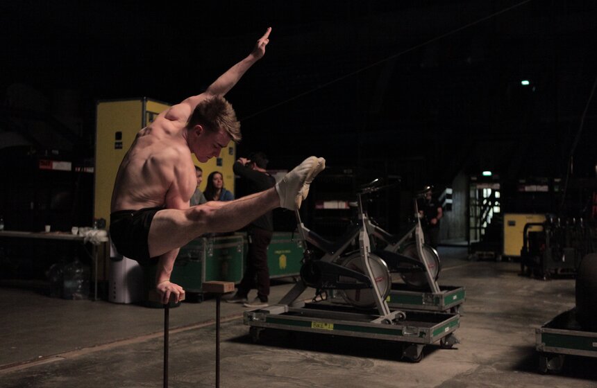 Cirque du Soleil: как выглядит закулисье шоу Quidam 13 фото